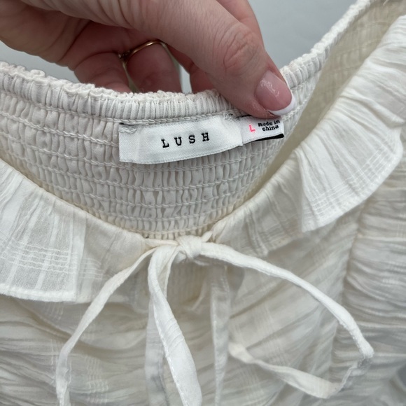 Lush White Puff Sleeve Crop Top - Picture 6 of 12